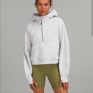 Lululemon scuba half zip! M/L